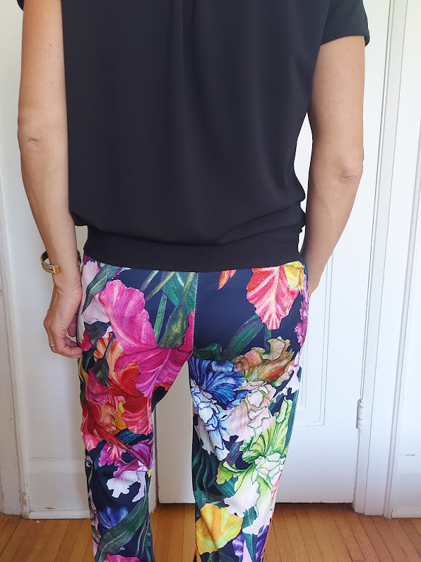 The low-rise floral pant