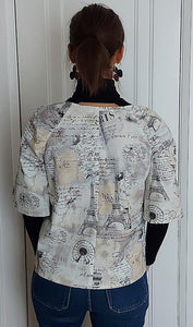 The gathered raglan sleeves top...