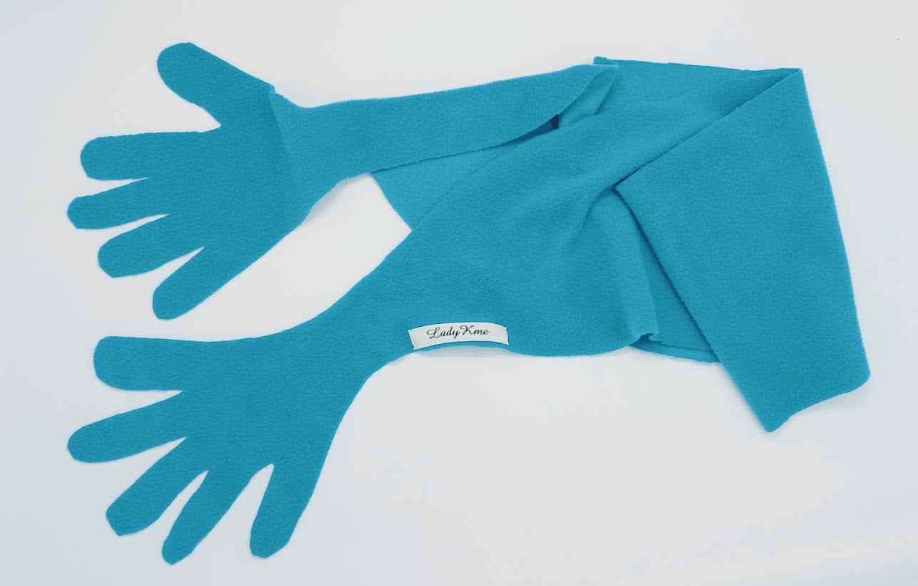 The "Hand" scarf:-)